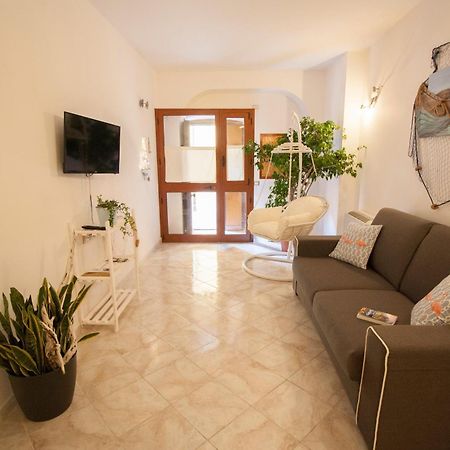Lanterna Bianca Villa Cagliari Exterior foto